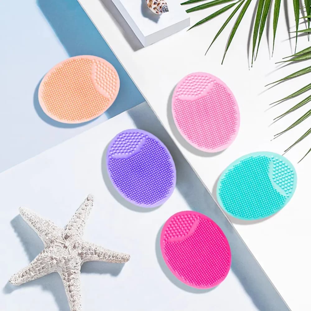 soft silicone facial cleansing brush and massager — image 4