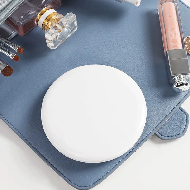 folding LED makeup mirror with dual lights — image 3