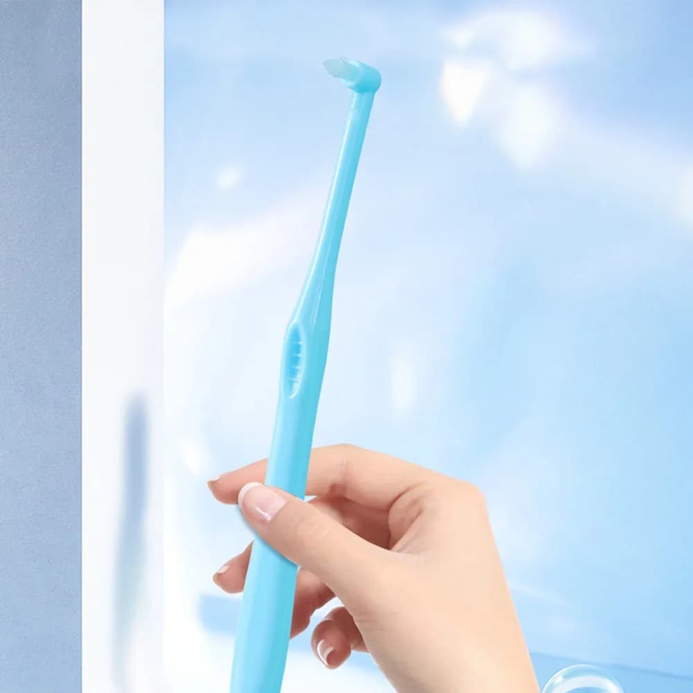 soft small-head single-beam toothbrush — image 3