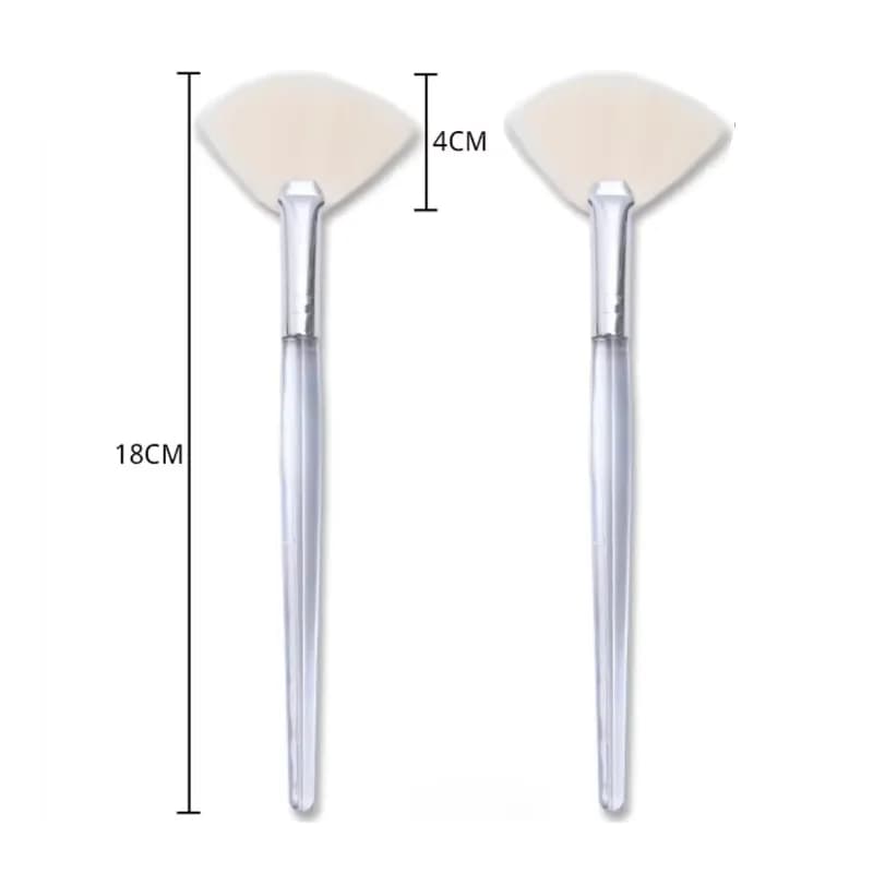 Soft facial cleansing brush with massage fan — image 8
