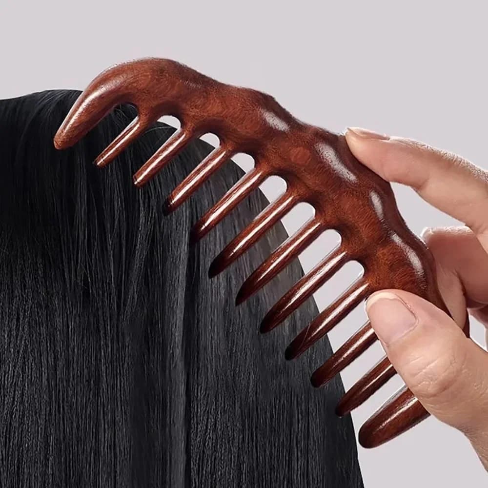 Natural sandalwood wide-tooth detangling comb — image 3