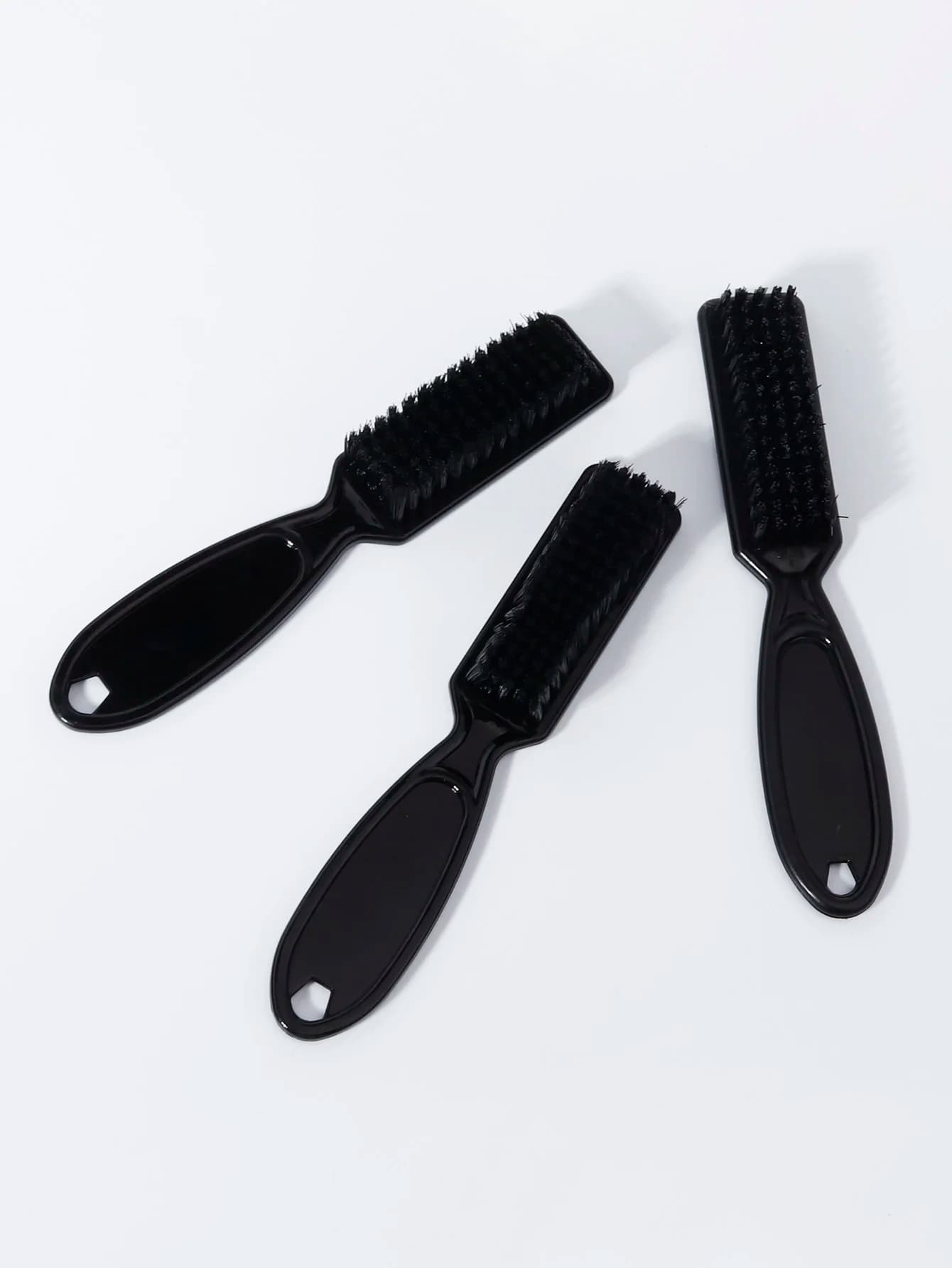 beard styling brush with wooden handle — image 1