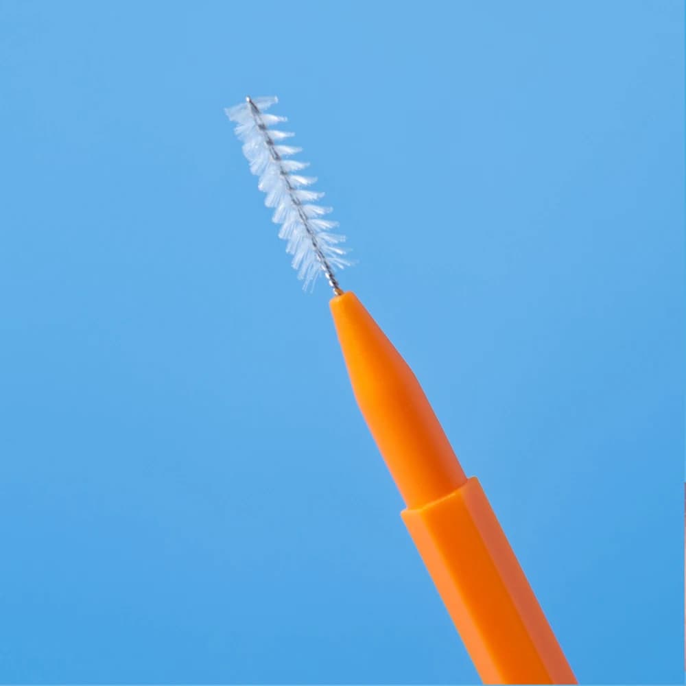 Box of 30 straight adult interdental brushes — image 6