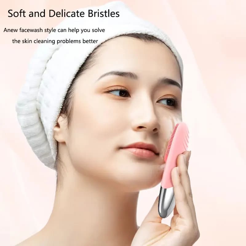 rechargeable silicone facial cleansing brush — image 5