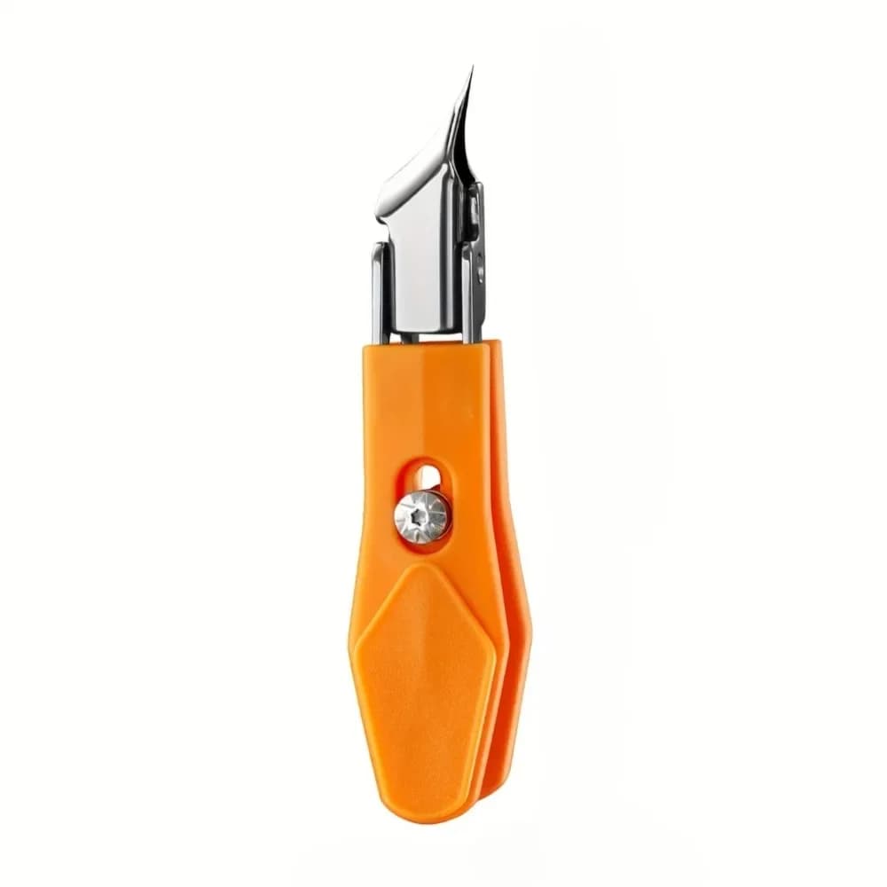 Stainless steel slant edge nail clipper with wide opening — image 7