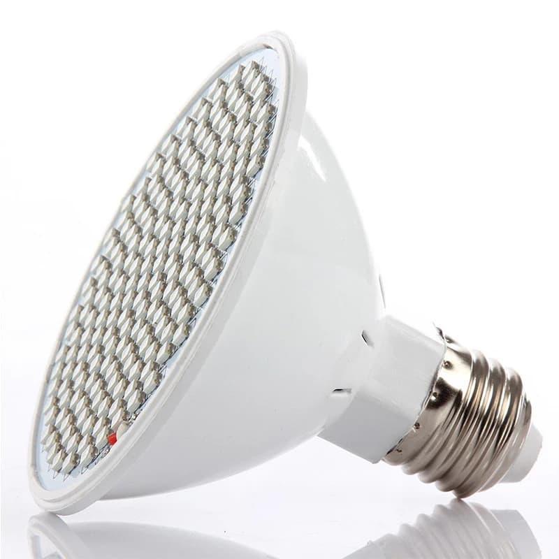 Red and near-infrared LED therapy device with clip — image 5