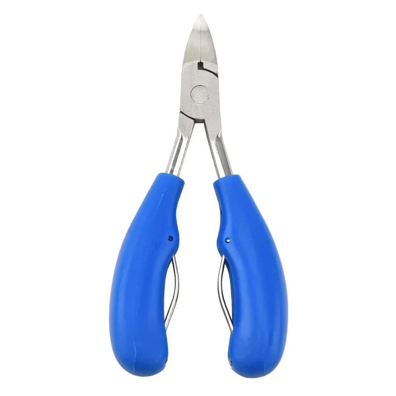 Toe nail clipper with curved blade — image 7