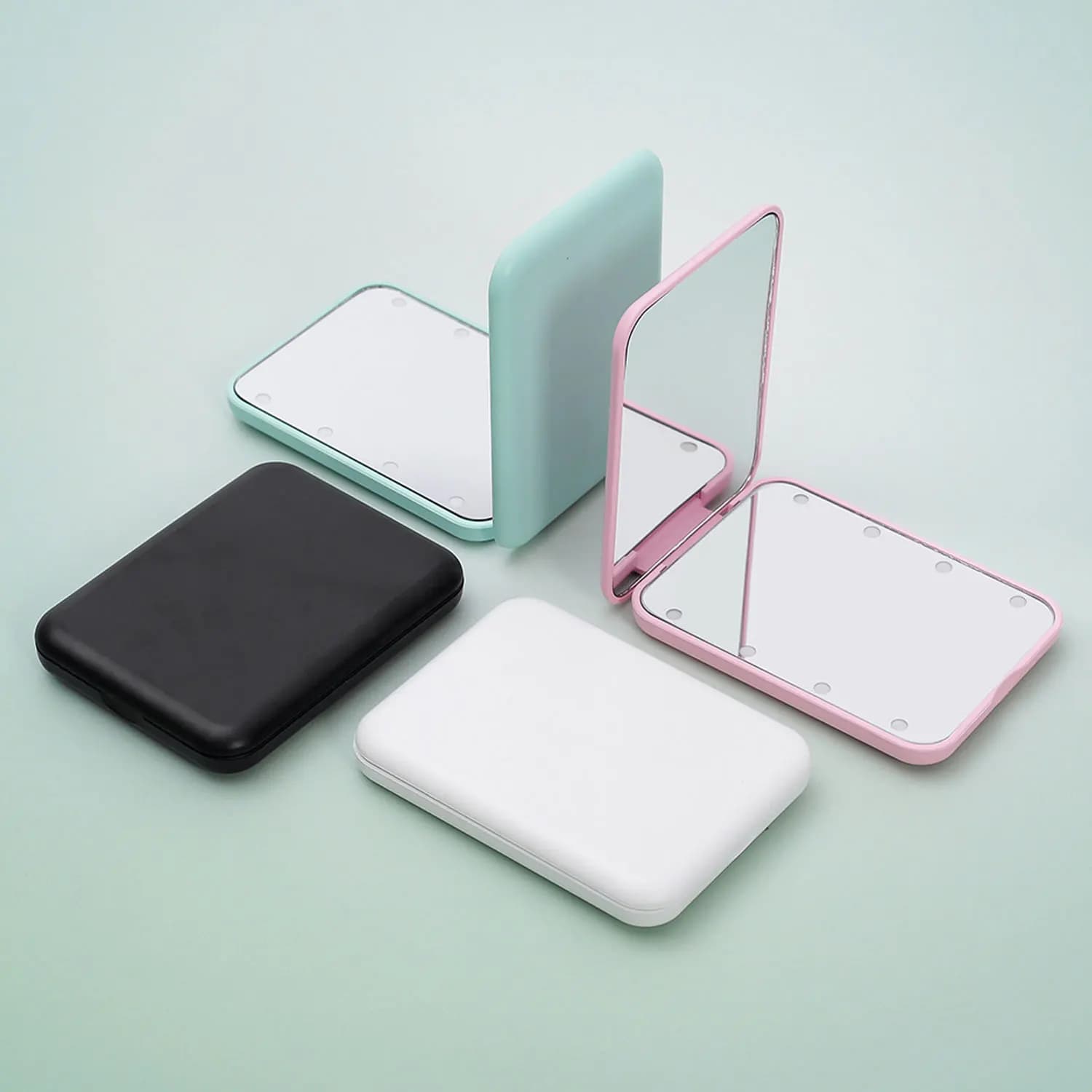 mini LED makeup mirror with 1x and 2x magnification — image 6