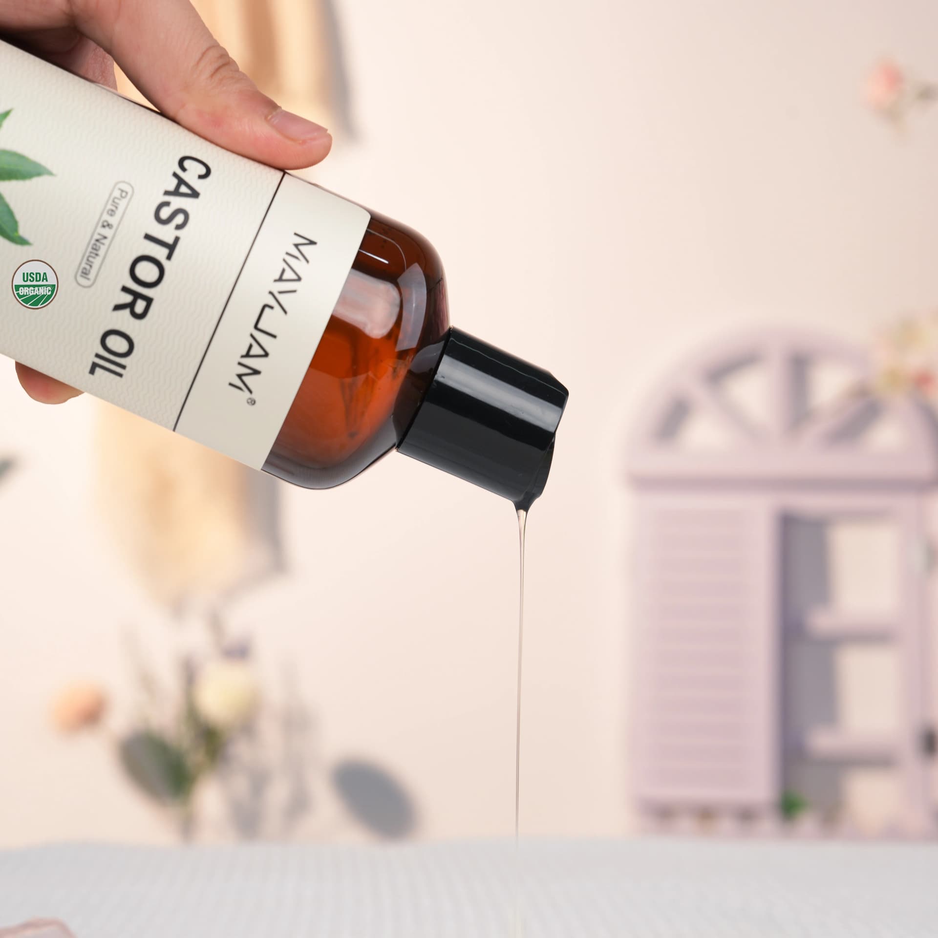 bottle of cold‑pressed organic castor oil — image 3