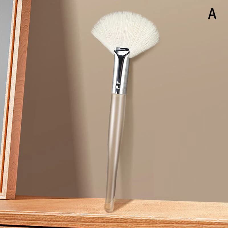 soft bristle facial cleansing brush — image 8