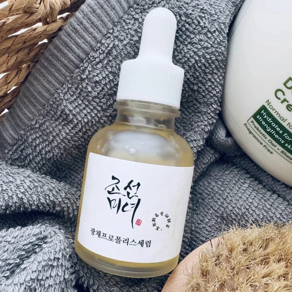 green tea calming facial serum bottle — image 6