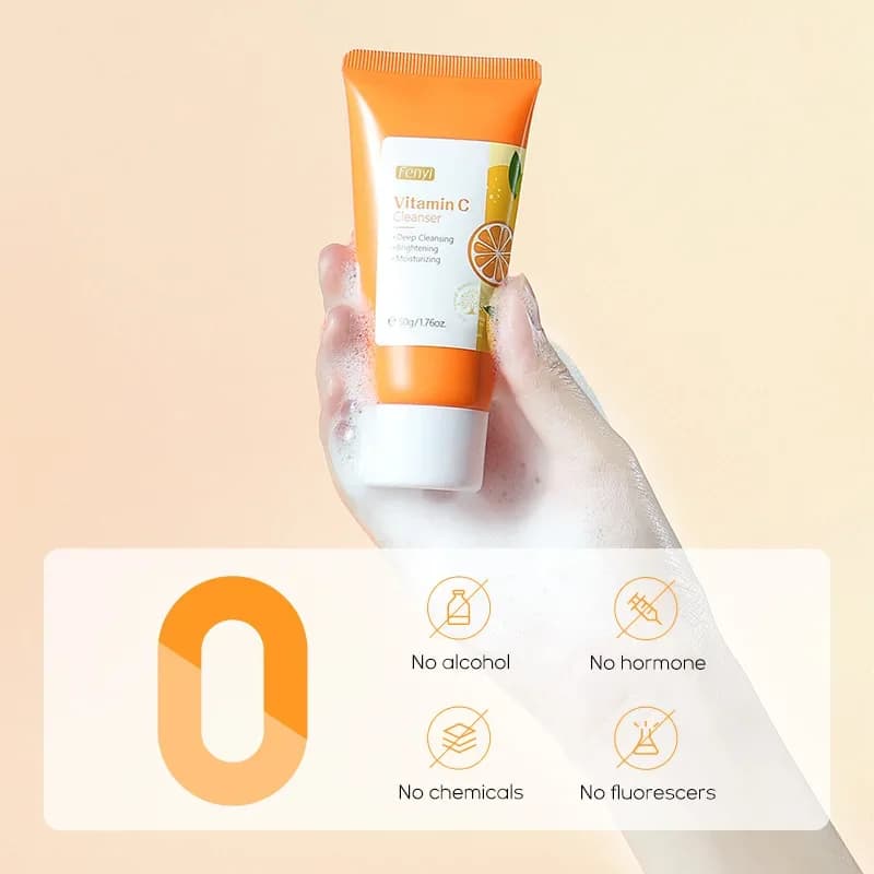 Japanese cherry blossom vitamin C facial cleanser foam — image 3