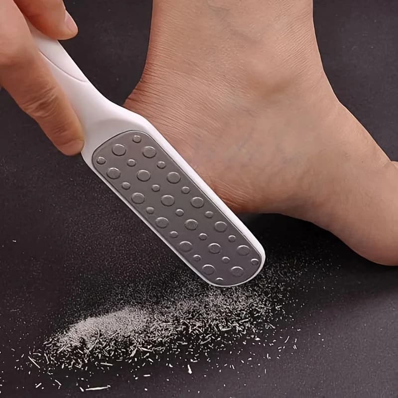 Double-sided foot file for callus removal