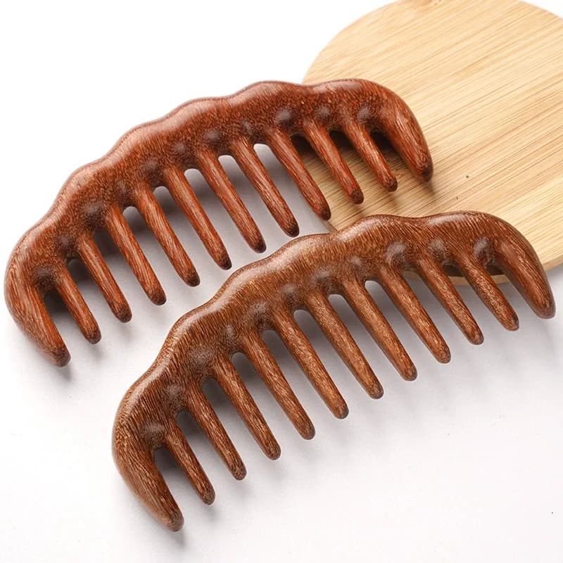 Natural sandalwood wide-tooth detangling comb — image 2