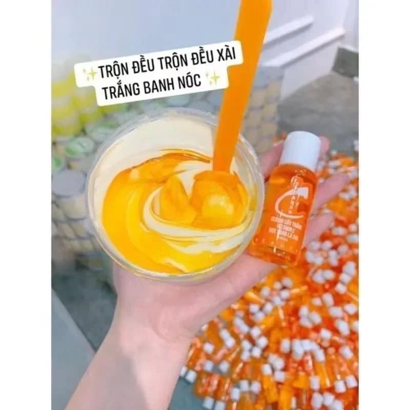Vitamin C body serum bottle — image 4
