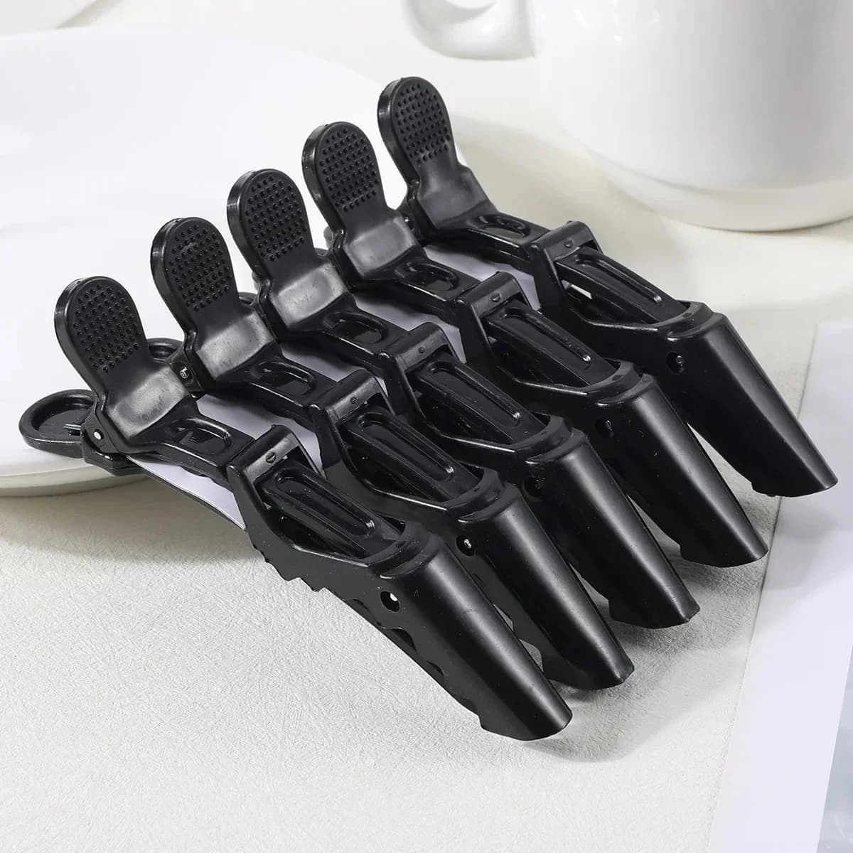 set of five plastic alligator hair clips — image 1