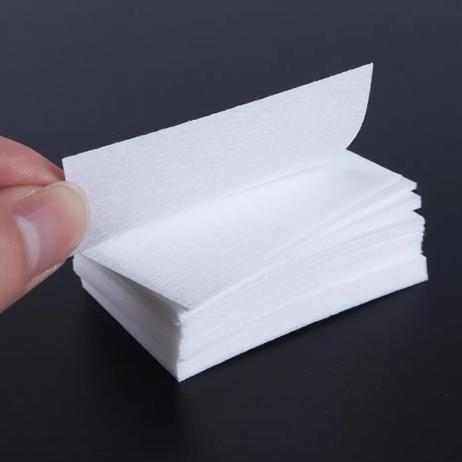 Box of lint-free nail polish remover wipes — image 6