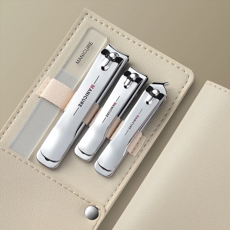rotating leather case with four nail clippers — image 7