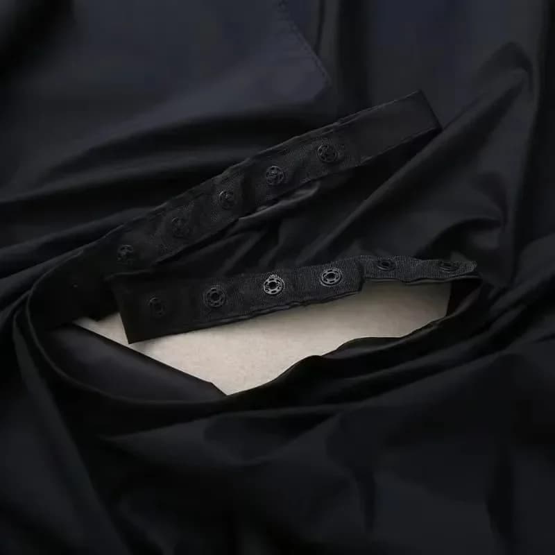 black professional hairdressing cape — image 3