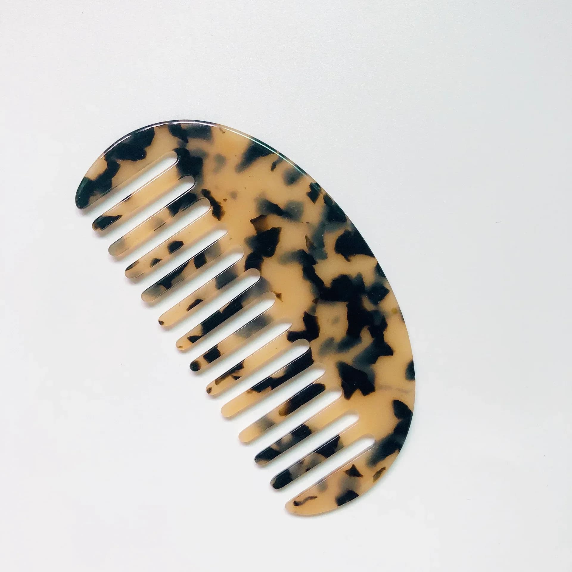 wide-tooth acetate anti-static hair comb — image 8