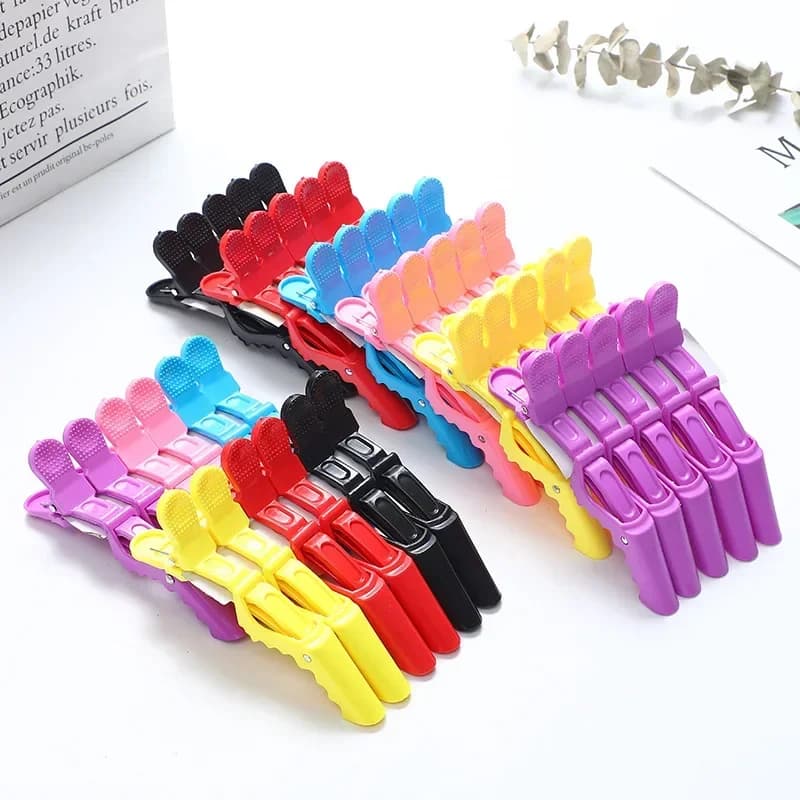 set of five plastic alligator hair clips — image 6