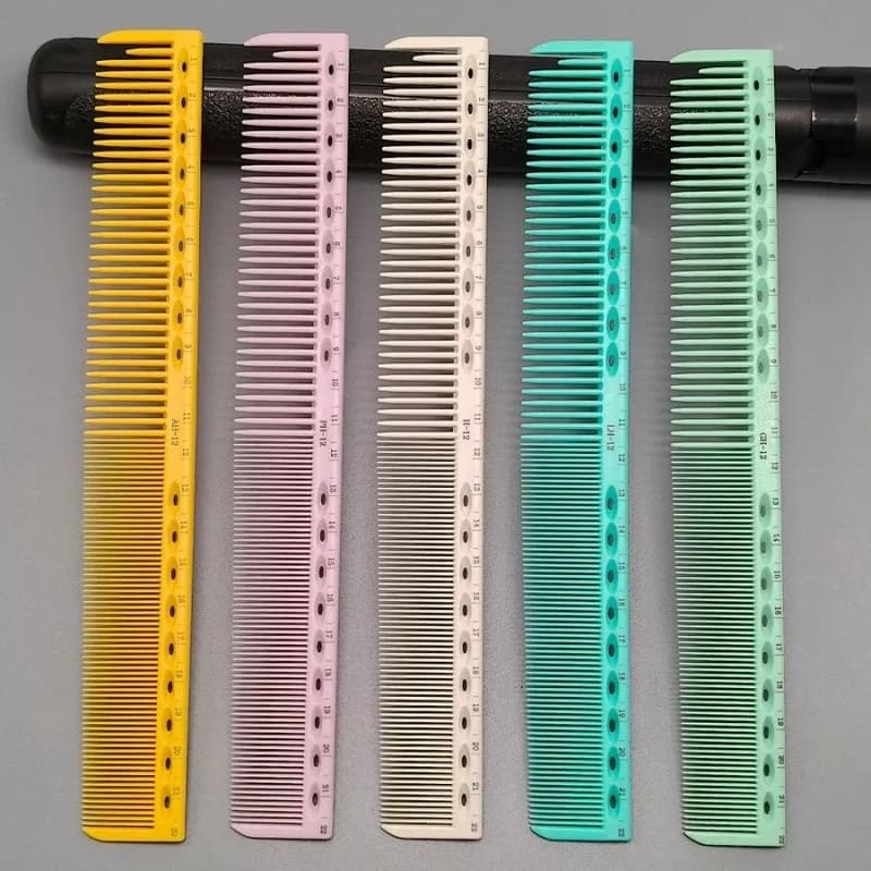 Hair Cutting Comb with Scale