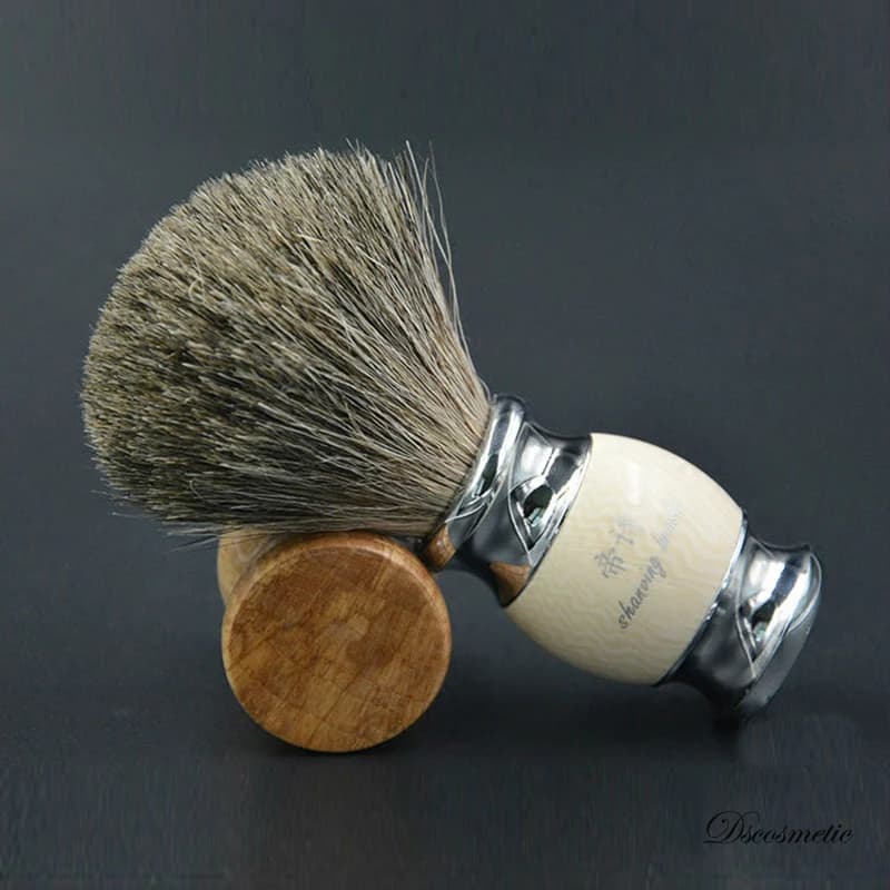 handcrafted badger hair shaving brush with resin handle — image 5