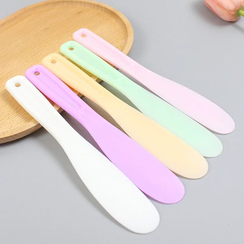 silicone face mask bowl with mixing stick — image 5