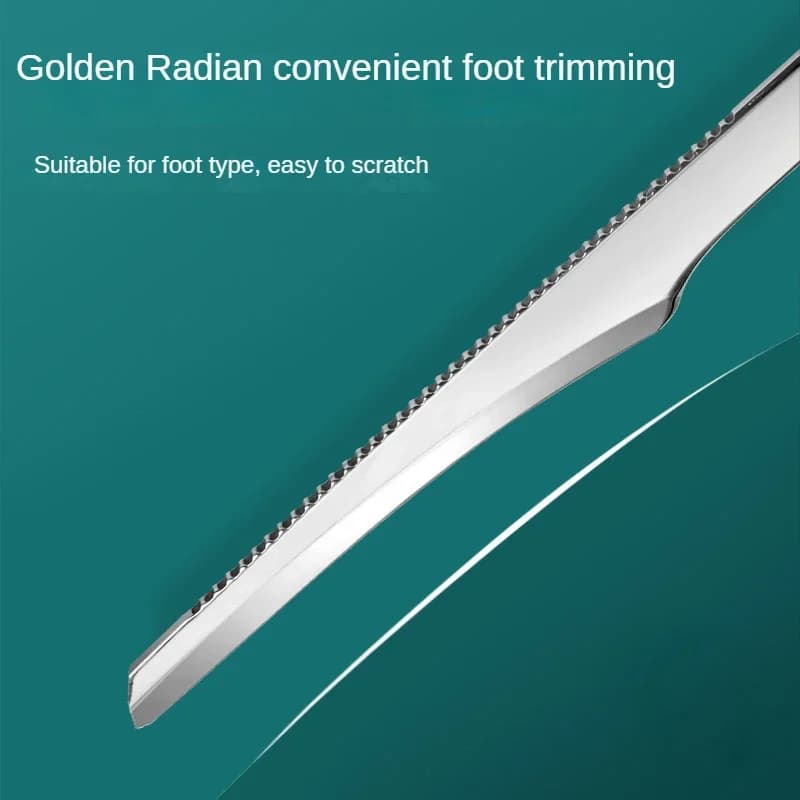 Manicure and pedicure tool kit with toe nail shaver and callus file — image 4