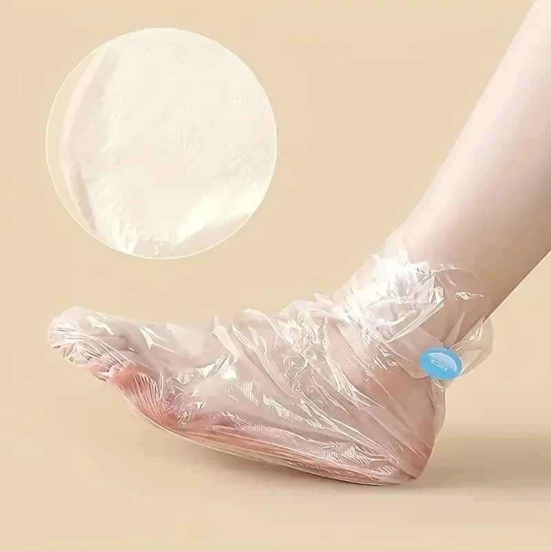 Disposable foot moisturizing socks in transparent bag — image 2