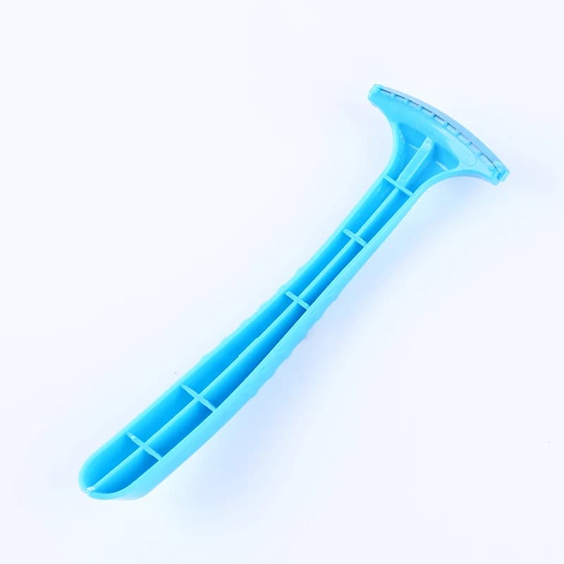 metal and plastic foot care razor for callus removal — image 5