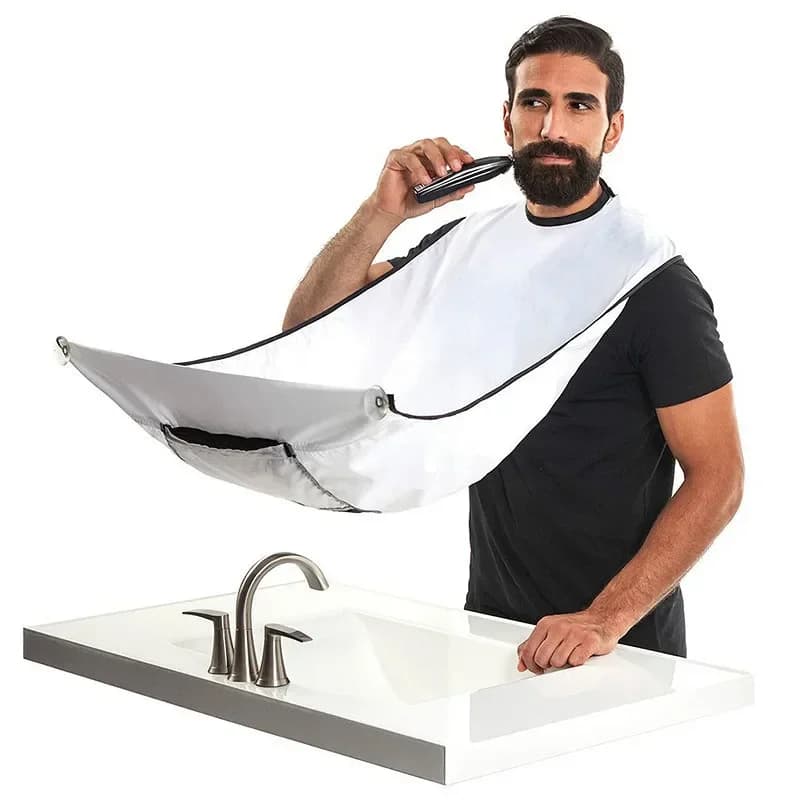 men's shaving apron with wall‑mounted mirror — image 7