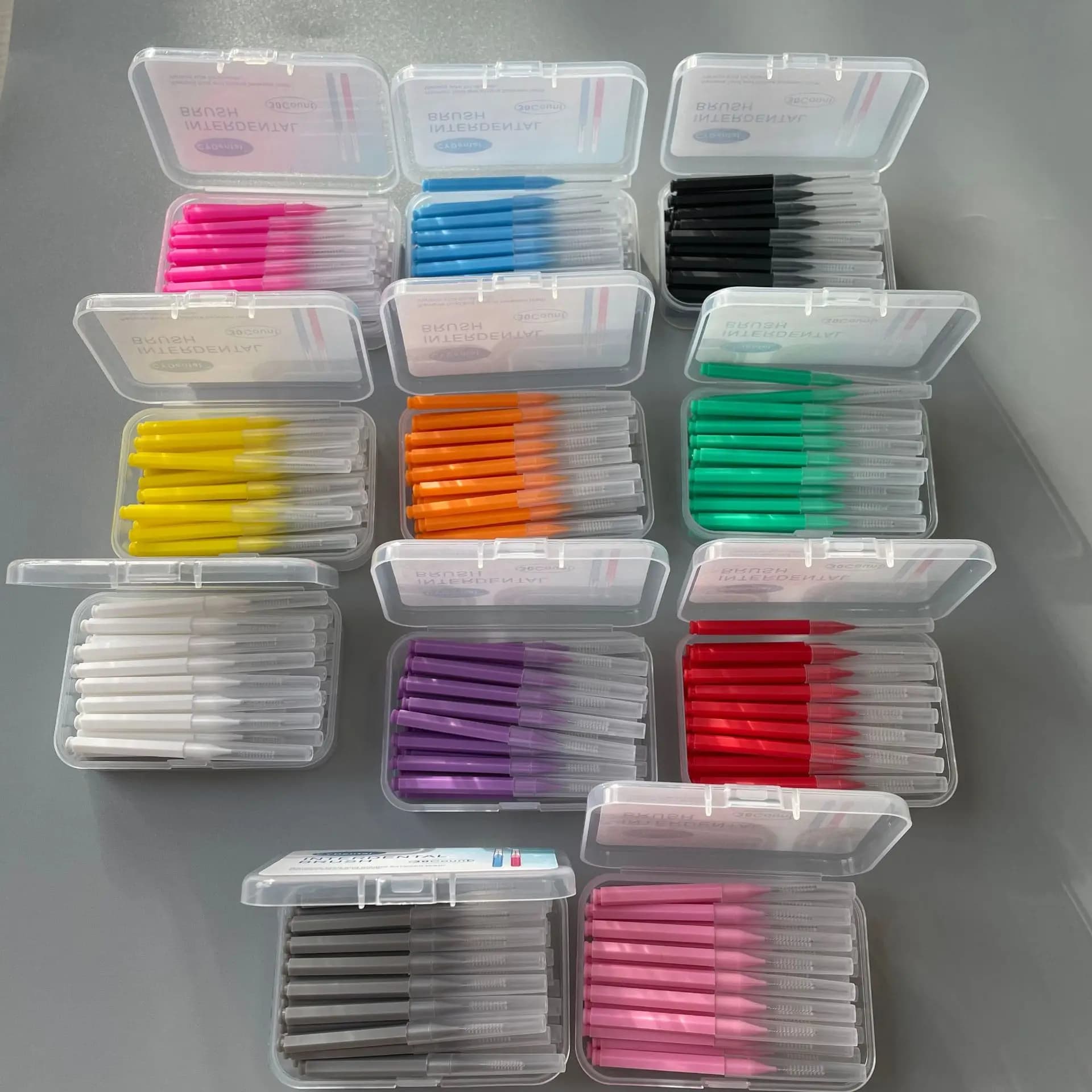 Pack of 30 interproximal dental brushes — image 2