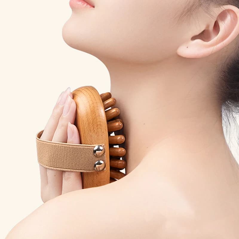 wooden anti‑cellulite body brush with oil cushion — image 2
