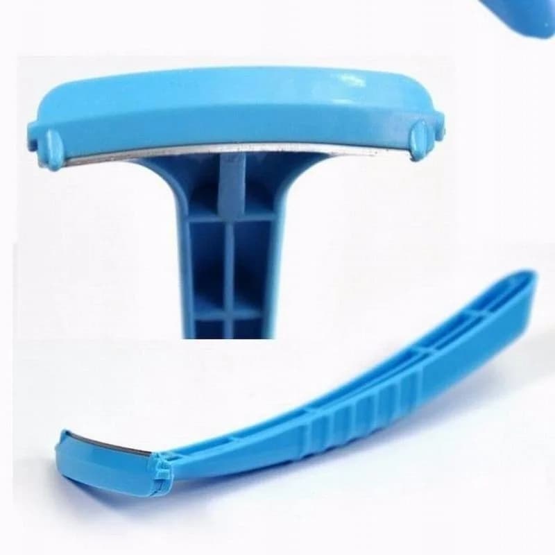 metal and plastic foot care razor for callus removal — image 4