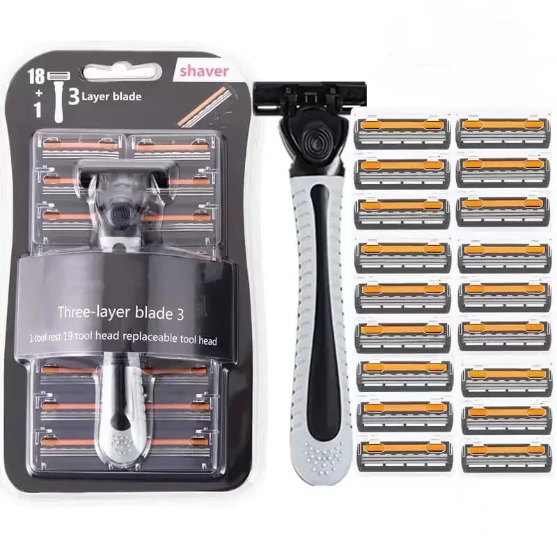 three-layer men's razor with replaceable blades — image 1