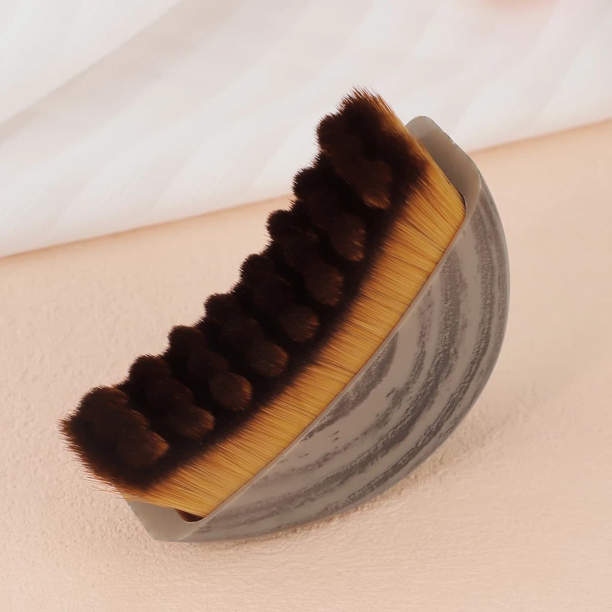 Lymphatic contour face brush with soft bristles — image 3