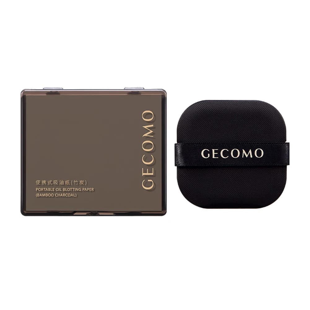 Oil control blotting papers with case and powder puff — image 8