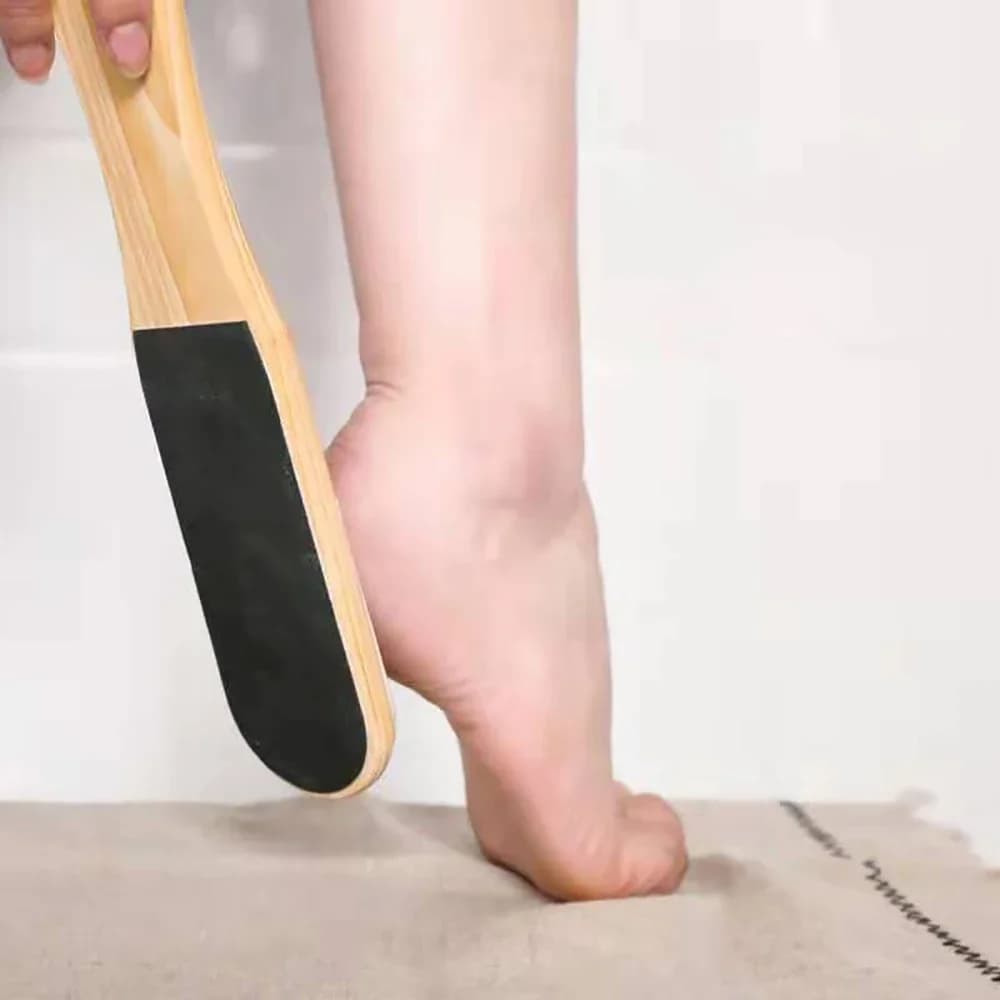 double-sided wooden-handled foot file — image 2